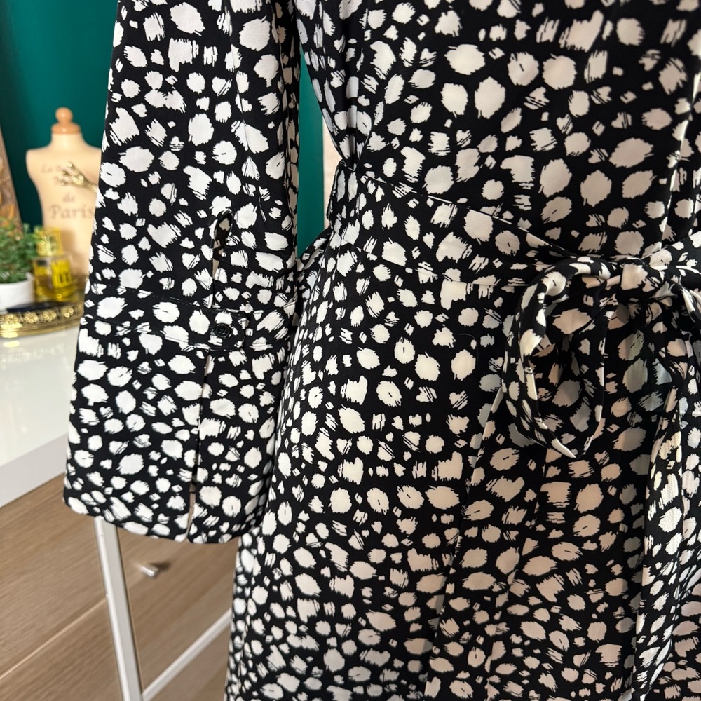 Banana Republic Button Up A Line Dress Long Sleeve White Black Pattern Petite - Picture 6 of 10
